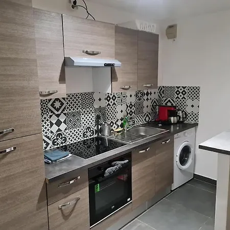 Le Jules Val - Cosy En + Parking + Wi-fi Apartment *